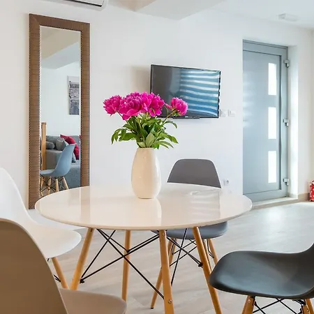 Hektor Apartamento *