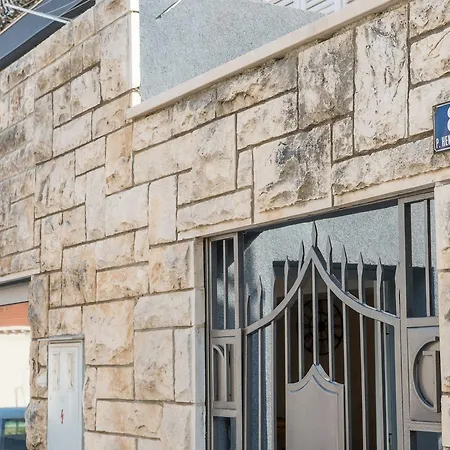 Hektor Apartamento *